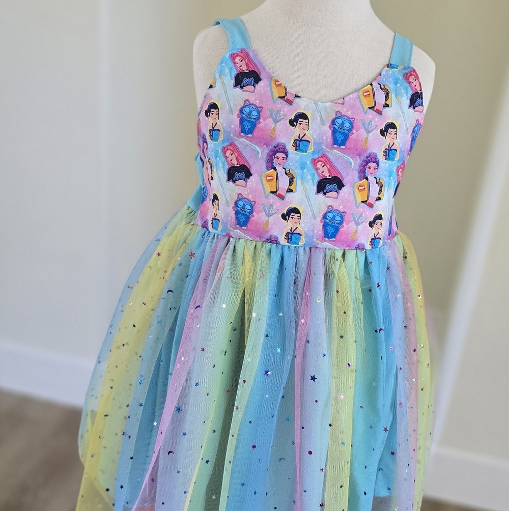 size 6T K-pop demon hunters dress